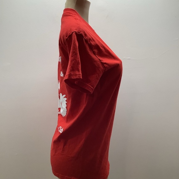 Gildan Size Medium International Dance Club T-Shirts - Black & Red. Preloved - Picture 9 of 11